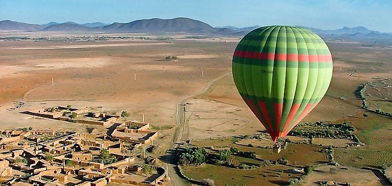 Coffret cadeau marrakech' : Vol en Montgolfire + Riad Vendôme & Spa..............260  / personne    